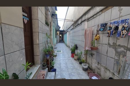 Casa para alugar com 200m², 1 quarto e 3 vagas Casa para alugar com 200m², 1 quarto e 3 vagasCorredor Externo