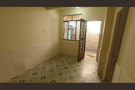 Casa para alugar com 200m², 1 quarto e 3 vagas Casa para alugar com 200m², 1 quarto e 3 vagasSala