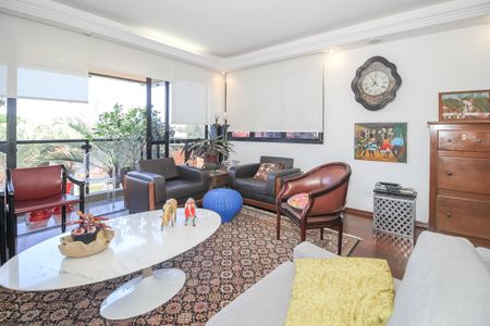 Apartamento à venda com 157m², 4 quartos e 3 vagasSala