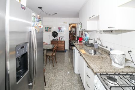 Apartamento à venda com 157m², 4 quartos e 3 vagasCozinha