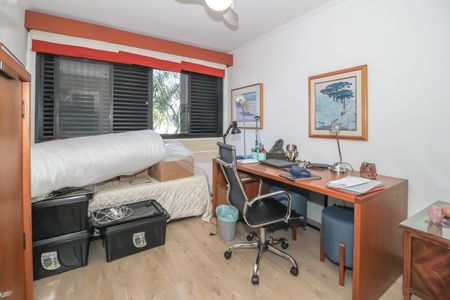 Apartamento à venda com 157m², 4 quartos e 3 vagasSuíte 2