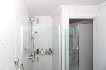 Apartamento à venda com 157m², 4 quartos e 3 vagasBanheiro da Suíte 1