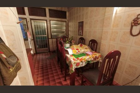 Casa para alugar com 400m², 2 quartos e 3 vagas Casa para alugar com 400m², 2 quartos e 3 vagasCopa