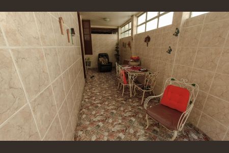 Varanda de casa à venda com 2 quartos, 400m² em Bonsucesso, Rio de Janeiro