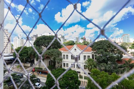 Apartamento à venda com 91m², 2 quartos e sem vaga Apartamento à venda com 91m², 2 quartos e sem vagaVista da Janela da Sala