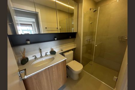 Banheiro de apartamento para alugar com 1 quarto, 36m² em Botafogo, Campinas