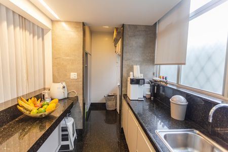 Apartamento para alugar com 105m², 3 quartos e 1 vagaCozinha