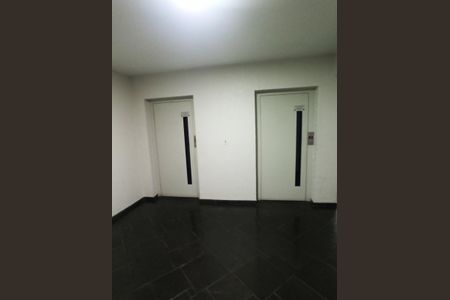 Apartamento à venda com 68m², 3 quartos e 1 vagaHall Elevadores
