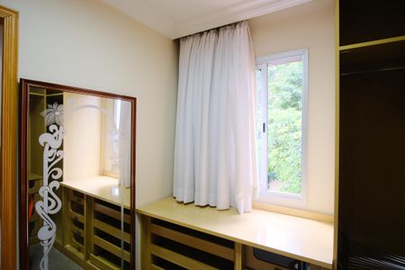 Apartamento para alugar com 82m², 2 quartos e 1 vagaCloset da Suíte