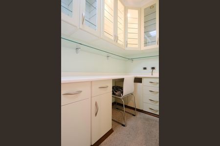 Apartamento para alugar com 82m², 2 quartos e 1 vagaEscritório