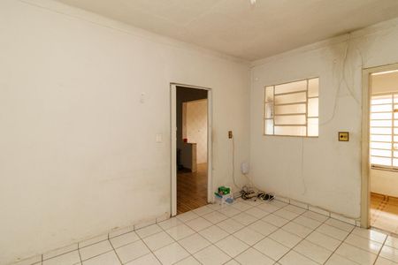 Sala de casa para alugar com 2 quartos, 85m² em Vila Constança, São Paulo