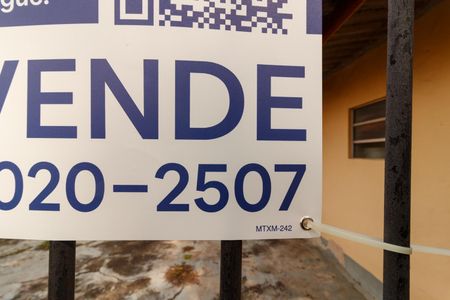 Casa à venda com 85m², 2 quartos e 5 vagasPlaquinha MTXM-242
