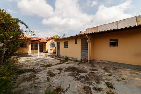 Casa à venda com 85m², 2 quartos e 5 vagasÁrea externa