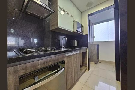 Apartamento para alugar com 70m², 2 quartos e 2 vagas