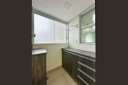 Apartamento para alugar com 70m², 2 quartos e 2 vagas