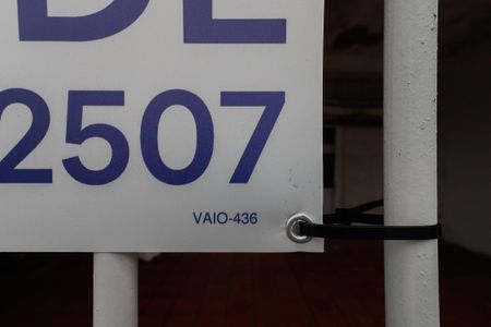 Casa à venda com 244m², 7 quartos e 3 vagasPlaquinha 