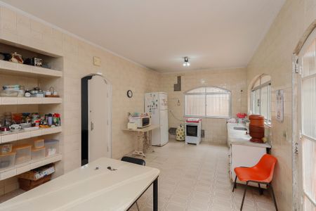 Casa à venda com 244m², 7 quartos e 3 vagasCozinha