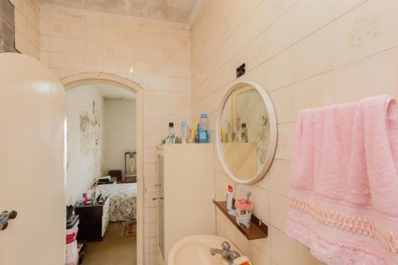 Casa à venda com 244m², 7 quartos e 3 vagasBanheiro da Suíte 1