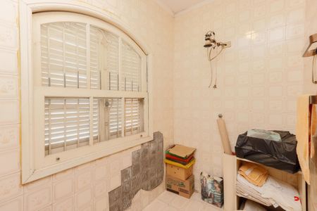 Casa à venda com 244m², 7 quartos e 3 vagasBanheiro da Suíte 2