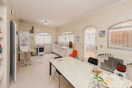 Casa à venda com 244m², 7 quartos e 3 vagasCozinha