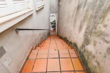 Casa à venda com 244m², 7 quartos e 3 vagasEscada