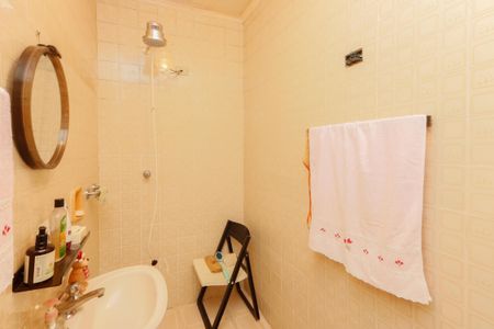 Casa à venda com 244m², 7 quartos e 3 vagasBanheiro 1