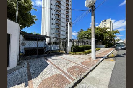 Apartamento para alugar com 66m², 3 quartos e 1 vagaFachada