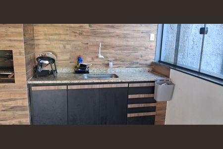 Casa de condomínio à venda com 360m², 3 quartos e 2 vagas