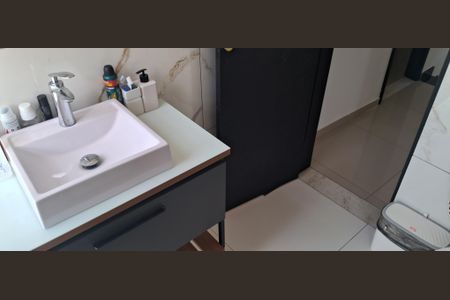 Casa de condomínio à venda com 360m², 3 quartos e 2 vagas