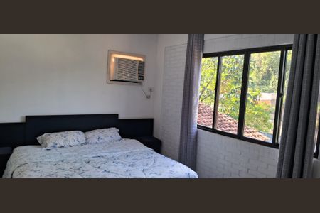 Casa de condomínio à venda com 360m², 3 quartos e 2 vagas