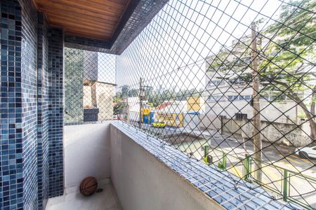 Apartamento à venda com 67m², 2 quartos e 1 vaga Apartamento à venda com 67m², 2 quartos e 1 vagaVaranda
