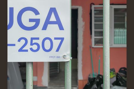 Casa para alugar com 25m², 1 quarto e 1 vaga Casa para alugar com 25m², 1 quarto e 1 vagaFPOT-393