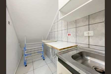 Casa para alugar com 25m², 1 quarto e 1 vaga Casa para alugar com 25m², 1 quarto e 1 vagaCozinha e Área de Serviço