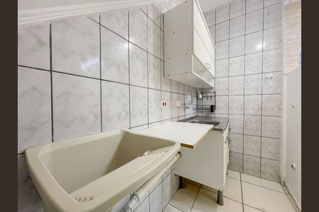 Casa para alugar com 25m², 1 quarto e 1 vaga Casa para alugar com 25m², 1 quarto e 1 vagaCozinha e Área de Serviço