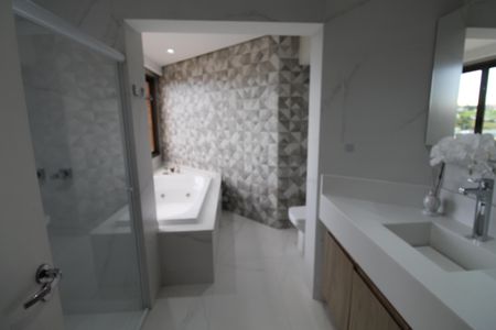 Apartamento para alugar com 220m², 4 quartos e 2 vagasBanheiro da Suíte 1