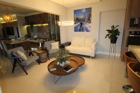 Apartamento para alugar com 220m², 4 quartos e 2 vagasSala