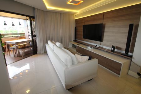 Apartamento para alugar com 220m², 4 quartos e 2 vagasSala