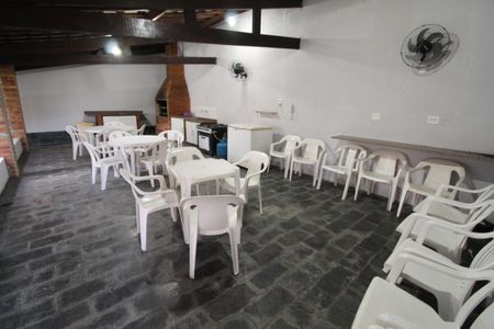 Apartamento para alugar com 220m², 4 quartos e 2 vagasÁrea comum - Churrasqueira