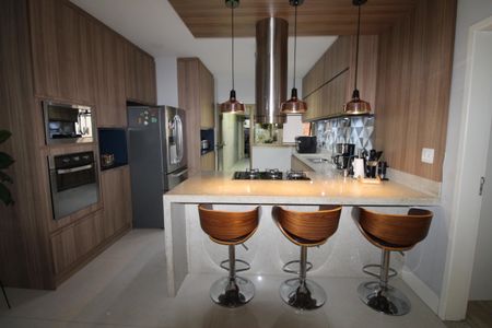 Apartamento para alugar com 220m², 4 quartos e 2 vagasCozinha