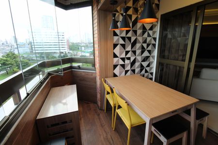 Apartamento para alugar com 220m², 4 quartos e 2 vagasSacada