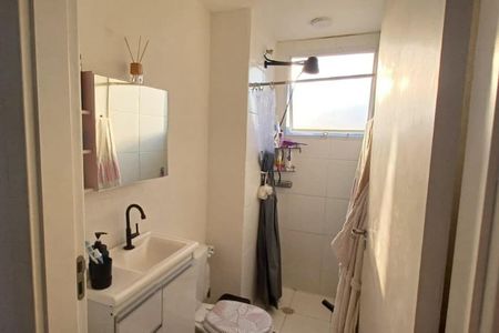 Apartamento à venda com 42m², 2 quartos e sem vagaBanheiro