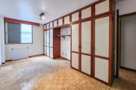 Apartamento para alugar com 100m², 2 quartos e 2 vagas Apartamento para alugar com 100m², 2 quartos e 2 vagasSuite