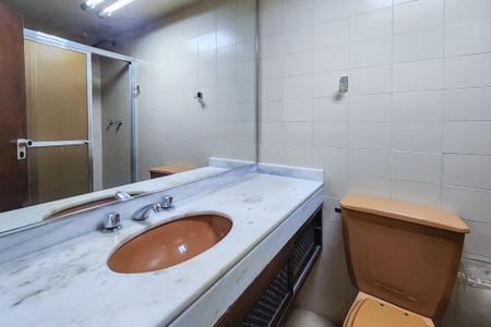 Apartamento para alugar com 100m², 2 quartos e 2 vagas Apartamento para alugar com 100m², 2 quartos e 2 vagasBanheiro Social