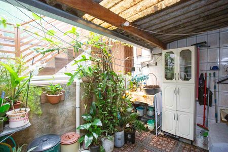 Casa para alugar com 120m², 4 quartos e 1 vagaÁrea de Serviço
