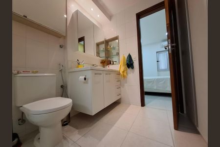 Apartamento para alugar com 98m², 3 quartos e sem vaga Apartamento para alugar com 98m², 3 quartos e sem vagaBanheiro da suíte