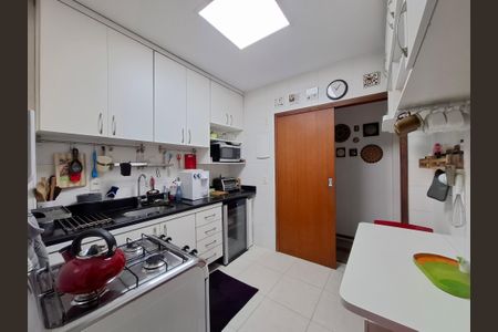 Apartamento para alugar com 98m², 3 quartos e sem vaga Apartamento para alugar com 98m², 3 quartos e sem vagaCozinha