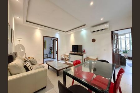 Apartamento para alugar com 98m², 3 quartos e sem vaga Apartamento para alugar com 98m², 3 quartos e sem vagaSala