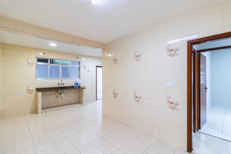 Casa para alugar com 152m², 4 quartos e 2 vagas