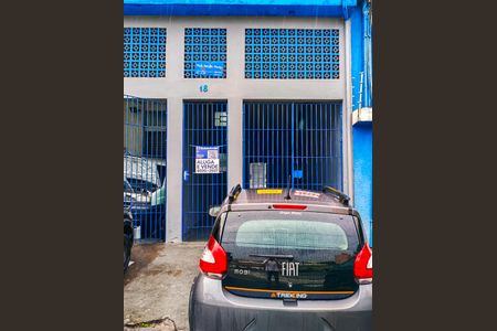 Casa para alugar com 152m², 4 quartos e 2 vagas