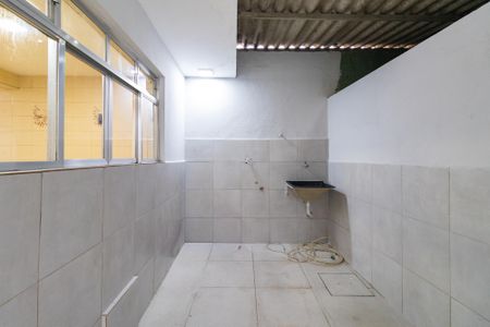 Casa para alugar com 152m², 4 quartos e 2 vagas
